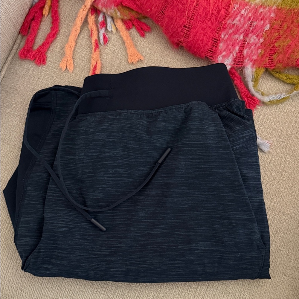 lululemon athletica Men's Athletic Shorts - Dark Blue 9” NWOT